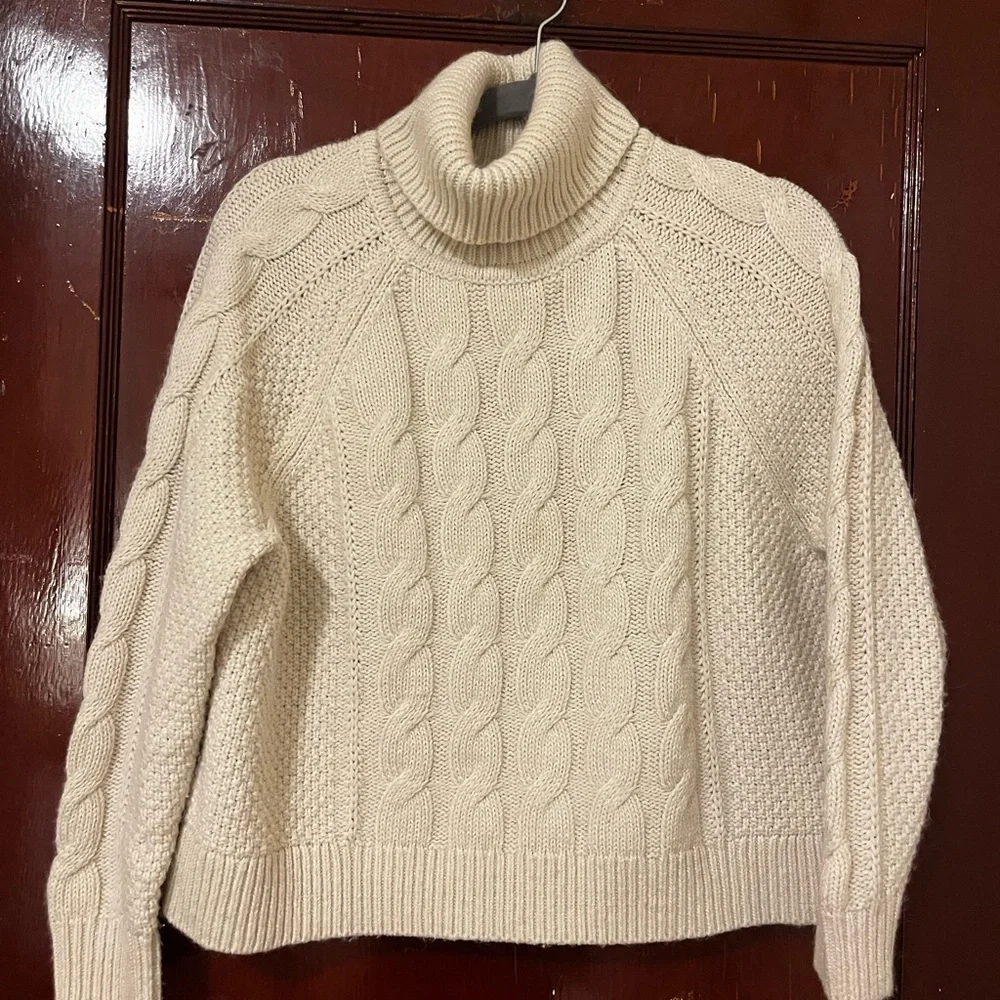 cable knit turtle neck - Picture 3 of 6